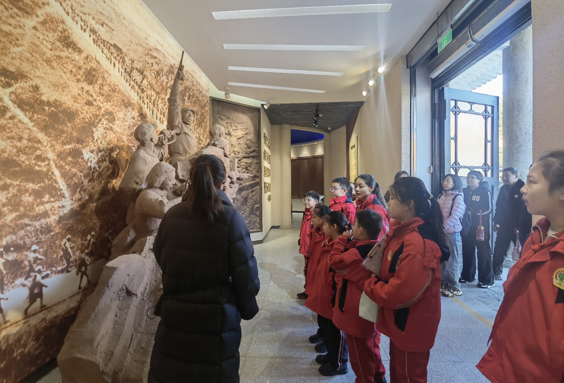 1745564819966918.jpg 1745564819966918.jpg